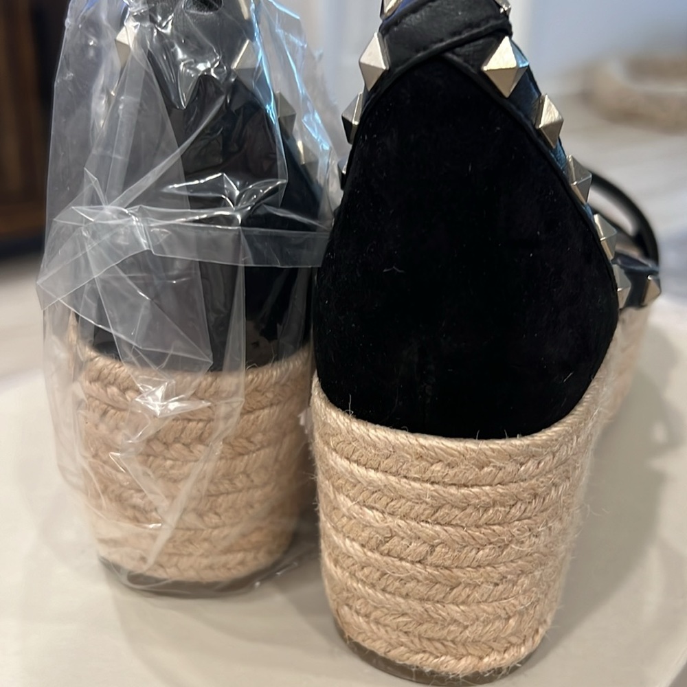 New in Box | 6.5 Marc Fisher Platform Sandal - Picture 4 of 6